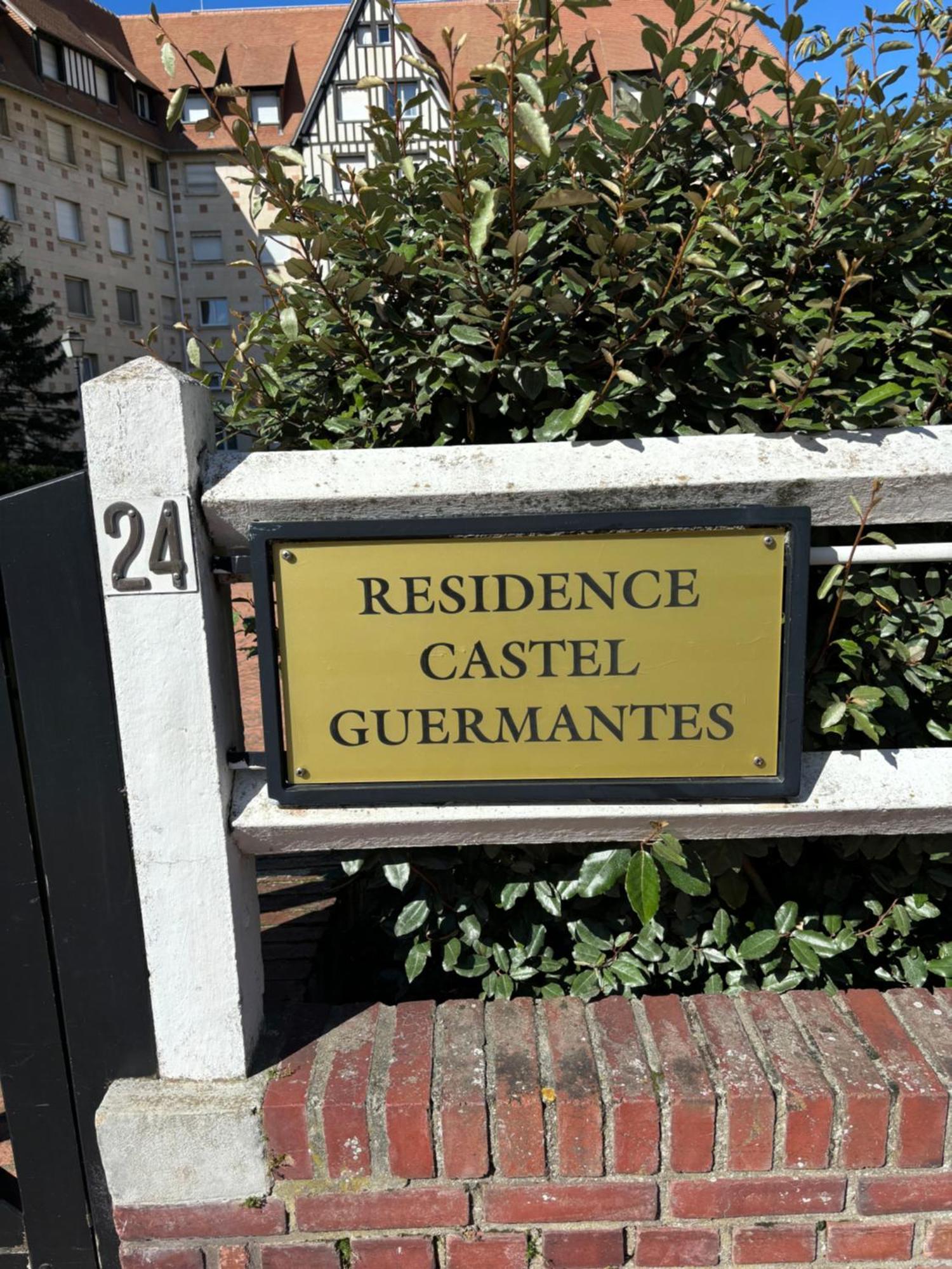 Studio En Rez De Jardin Deauville Centre Et Plage 外观 照片